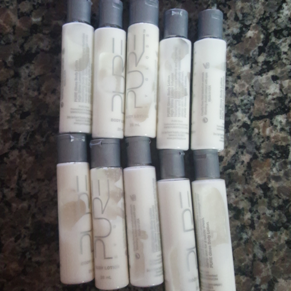 Pure by gloss 28 ml body lotion lot of 15 new travel size high shine lemon infus